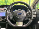 インテリアに合わせたデザインのステアリングは、運転される方のことも考え、運転しやすい形状、大きさです。是非一度、実際に触ってお確かめください。