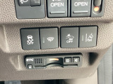 先進の安全装備がついています。詳しい装備内容、仕様等につきましてはスタッフにお問合せ下さい。