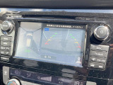 【マルチテレインモニター】車のフロントやサイドのカメラ画像を同時にモニター表示することで、悪路や狭い道を走行時でも周囲の状況確認ができ安心!本格SUVにうれしい装備です♪
