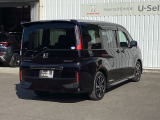 バックカメラが付いているのでバックでの車庫入れも安心です。