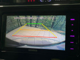【バックカメラ】駐車時に後方がリアルタイム映像で確認できます。大型商業施設や立体駐車場での駐車時や、夜間のバック時に大活躍!運転スキルに関わらず、今や必須となった装備のひとつです!