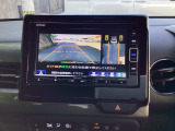 バックモニターにガイド線表示付きなので車庫入れも安心【カメラアングルは3パターンから選べます】知らない道でも安心して楽しくお出かけができます。