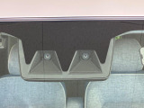 【スマートアシスト】走行中に前方の車両等を認識し、衝突しそうな時は警報とブレーキで衝突回避と被害軽減をアシスト。より安全にドライブをお楽しみいただけます。