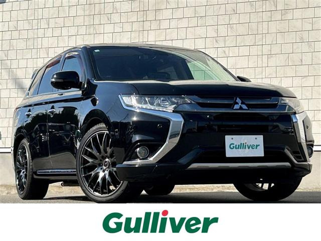 アウトランダーPHEV2.4 G プレミアムパッケージ 4WD4WD 本革シート