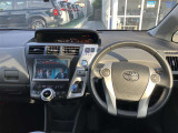【運転席・インパネまわり】ハンドル・シート・フロアーなど隅々までプロによるクリーニング済み☆彡キレイな車内でドライブが一層快適にお楽しみいただけます!!