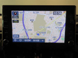 ディスプレイオーディオ【オーディオ・ビジュアル機能】AM/FMチューナー(ワイドFM対応)、BluetoothR対応(ハンズフリー/オーディオ)、USB入力(動画・音楽再生/給電)