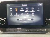 【メーカーナビ】9インチの大画面モニターを搭載し、Apple CarPlayへのワイヤレス接続やAndroid Autoにも対応。