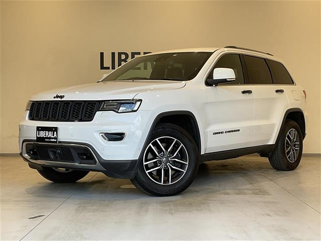 グランドチェロキー リミテッド 4WD 本革シート