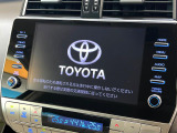 【メーカー純正ナビ】インテリアに溶け込むスタイリッシュな「専用設計」メーカーナビを装備♪視認性や操作性など基本性能にも優れ、より上質なカーライフをお楽しみいただけます。