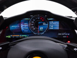 Apple CarPlay対応で、ナビや音楽を快適に操作可能です。