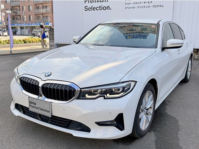 3シリーズセダン320i