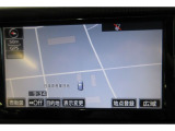 ナビは純正品。フルセグテレビ・CD・DVD・Bluetooth・ハンズフリー電話対応です。