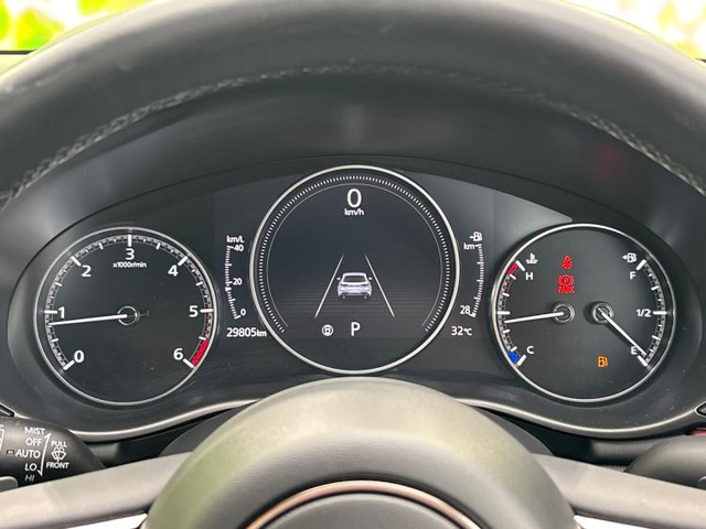 マツダ MAZDA3ファストバック 1.8 XD バーガンディ セレクション の