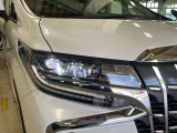 LEDヘッドライト装備で夜道もスッキリとした視界で安心して運転出来ます!