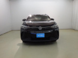 VWは小さな車も、大きな車も、平等です。クラスによって品質や安全性に差を付けない。ボディ剛性と精度、重厚なドアの音はどの車種も共通です。是非一度体感してみて下さい。
