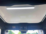 WEB掲載時にはお車に付いている装備と、様々な写真をたくさん載せるように心がけております。1台1台特徴をとらえたキャッチコメントを掲載しています。