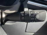 【オートライト(AUTO)】外の明るさをシステムが感知して、自動でヘッドライトが点灯します!ヘッドライトをつけ忘れを防ぐ便利機能です。