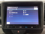 ナビゲーションはフルセグTV、インターナビ対応のGathers純正メモリーナビを搭載しています。Bluetoothオーディオ機能がありますので、スマートフォンなどの音楽も再生できます。