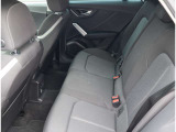 Audi正規ディーラーが高品質をお約束。高度な訓練・教育を受けたAudi専任メカニックが、100項目にもおよぶ精密な点検を実施。すべてクリアしたAudi車だけ、あなたのお手元に届けられるのです