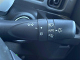 【 オートライト 】オートライトなのでライトの点け忘れを気にすることなく運転が出来ます♪//