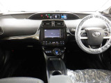 プリウス 1.8 S E-Four 4WD 