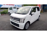 土佐市高岡町丁50番地1 天崎鍾乳洞トンネル北側のスズキの看板とたくさん並んだ車が目印の自動車整備・販売店です。掲載にない中古車も並べてあります