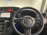 使いやすく運転しやすいレイアウトの運転席周り。