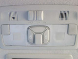 両側電動スライドドアで乗り降りもラクラクです♪運転席のスイッチでも開け閉めができます!買い物のあとに両手が塞がっていてもドアが開けられるのが嬉しいですね。