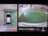 アラウンドビューモニターで車庫入れも空から見ている様に駐車できラクラクです。