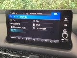 Android AutoとApple CarPlayに対応!お気に入りの、AndroidやiPhoneのアプリを車内ディスプレイに表示し、ハンズフリーでオーディオやナビなどをご利用いただけます。