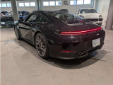 認定中古車ショールームもございます!広いスペースで、さらにごゆっくりとご覧いただけるようになりました。