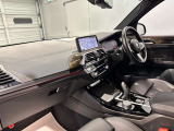 ABS:急ブレーキの車輪ロックを防止。車の安定性と操縦性を確保!