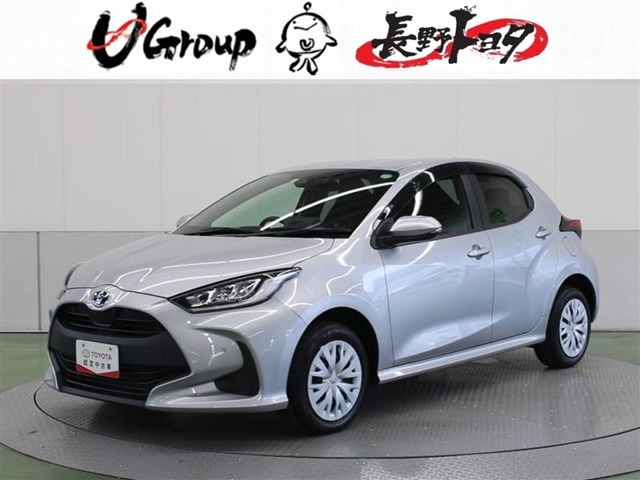 ヤリス 1.5 ハイブリッド G E-Four 4WD 