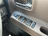 気になる車はすぐにお問い合わせください!画面右側の0066から始まる無料ダイヤルからお問い合わせ下さい!専門スタッフがお車のご質問にお答えいたします!