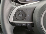 ステアリングスイッチでオーディオの操作や車両情報の各種設定が行えます。