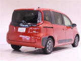 ★★★トヨタ認定中古車★★★ 1年間走行距離無制限の「ロングラン保証」が付いています。全国約5,000ヶ所のトヨタのお店で保証修理可能です。お出かけ先でも安心です。選べる延長保証もご用意しています。