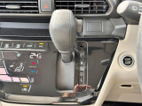 【シフトレバー】シフトの操作がしやすく快適なドライブを楽しんでいただけます!