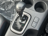 気になる車はすぐにお問い合わせください!画面右側の0066から始まる無料ダイヤルからお問い合わせ下さい!専門スタッフがお車のご質問にお答えいたします!