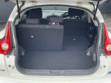 荷室は普段使いでは十分な広さになっており、シートを倒せば大きい荷物も乗せることができます!!