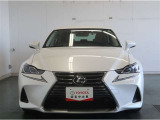 ワイド&ローのスタイルで走行安定性もばっちりです。運転し易くロングドライブも安心です。