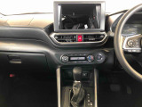温度を設定すれば、自動で車内の温度管理をしてくれる優れものです♪ATミッションで運転楽々