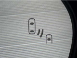 車線変更時の後方確認をアシストしてくれるブラインドスポットモニター!ドアミラーの死角を検知してくれるから車線変更もスムーズです。