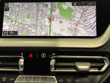 iDriveHDDナビゲーションになります。操作はコントローラーとタッチパネルにて操作いただけます。