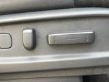 【パワーシート】スイッチ一つで簡単にシートの微調整が可能!電動だから力もいりません!快適なシートポジションにセットして、快適なドライブをお楽しみください。
