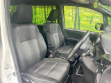 ドライバーによって運転しやすいポジションは異なり、あの車はどうなのか不安なこともありますよね。気になるお車は店頭で乗り込んでご確認いただけます♪
