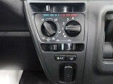 鳥取トヨペットではお車のご購入時はもちろんですが、アフターメンテナンスも安心してお任せ頂ける体制を整えております。末永いお客様とのお付き合いを第一に考え、様々なご提案をさせて頂きます。