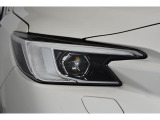 LEDヘッドライトで夜間の運転も安心です