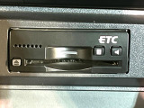 【ETC】高速道路の料金所をストレスなく通過!話題のスポットやサービスエリアに多い「スマートIC」利用時は必須のアイテムです。当店でセットアップを実施、ご納車当日からすぐにご利用いただけます!