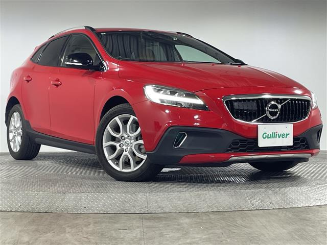 V40クロスカントリー D4 サマム ディーゼル 本革シート 修復歴無し