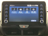 ディスプレイオーディオを装備。スマホとクルマをつなぐことで、これまでのナビに加えて、いろんなサービスが楽しめます。